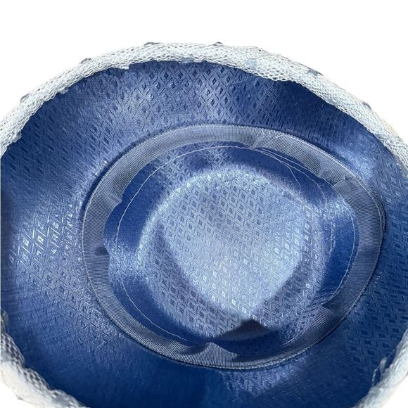 Vintage hat Elegant Blue and White Women's Hat - Picture 4 of 9